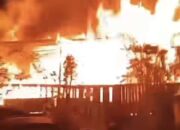 Kebakaran di Pelambuan  Banjarmasin, 5 Rumah Hangus