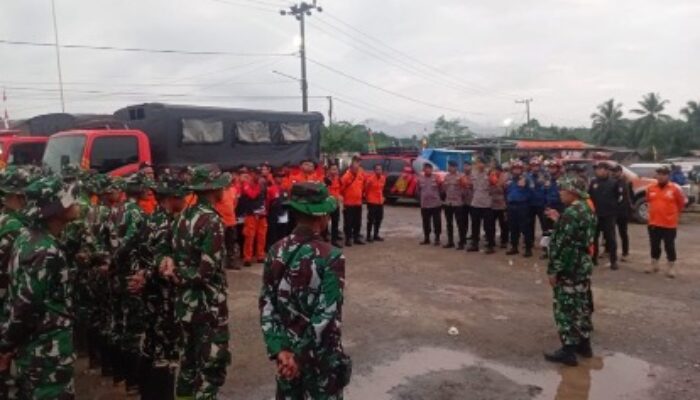Pencarian Helikopter  Hilang Di Mantewe, Tagana Kalsel Dirikan Dapur Umum