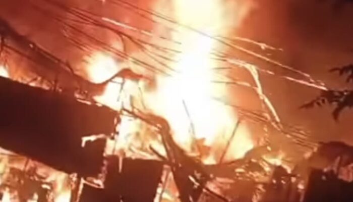 Api Hanguskan Bangunan PAUD dan Toko di Pelambuan Banjarmasin