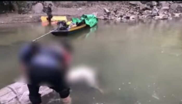 Alami Kecelakaan, Warga Malaysia Ditemukan Mengapung Di Sungai Patek Kecamatan Tabang
