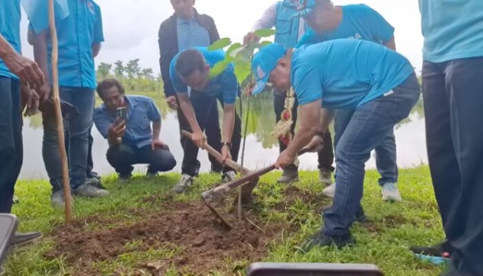 HUT ke-6 Partai Gelora, Anis Matta Pimpin Aksi Tanam Pohon di Kalsel