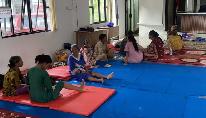 Darurat Banjir Banjar : Ribuan Lansia dan Bayi Bertahan Di Pengungsian