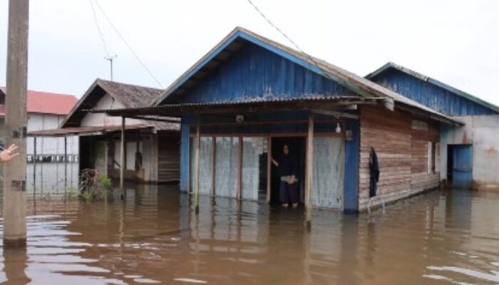 Banjir Rob Ancam Pesisir Kalsel