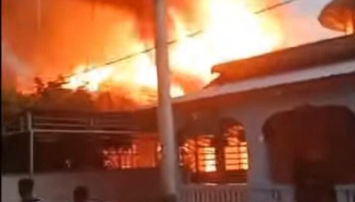 Kebakaran Gegerkan Warga Kompas Martapura