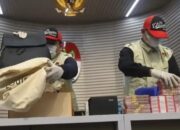 Borok Bea Cukai: Jatah Bulanan Rp 7 M, Apartemen Gudang Uang