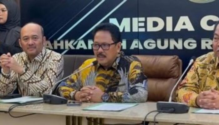 Gaji Selangit Masih Makan Duit Suap, Itu Hakim Kufur Nikmat!