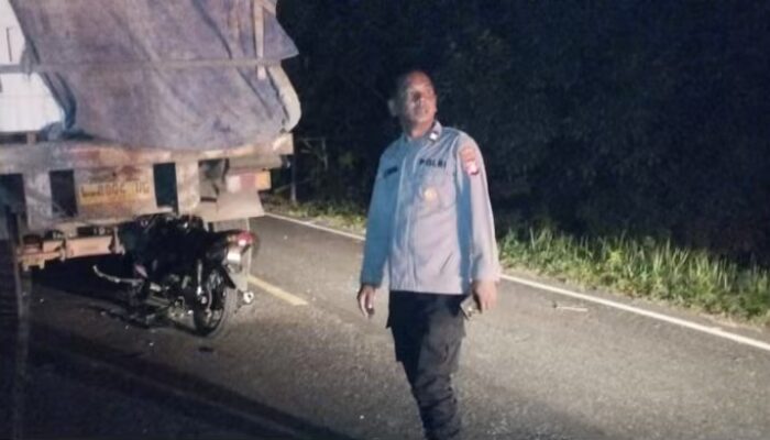 Tabrak Truk Parkir di Kalampangan, Remaja Dievakuasi Polisi