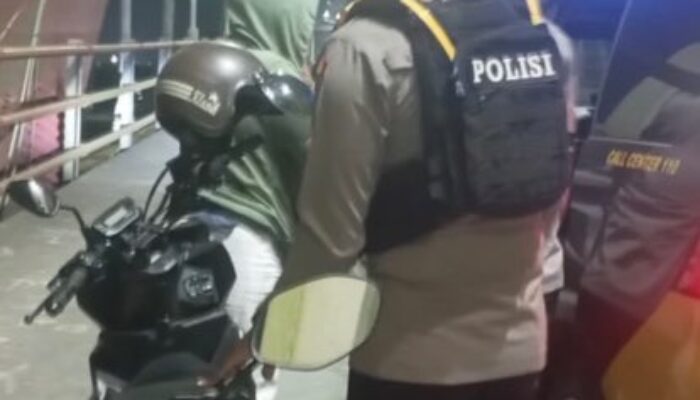 IRT Nyaris Lompat Dari Jembatan Kutai Kartanegara