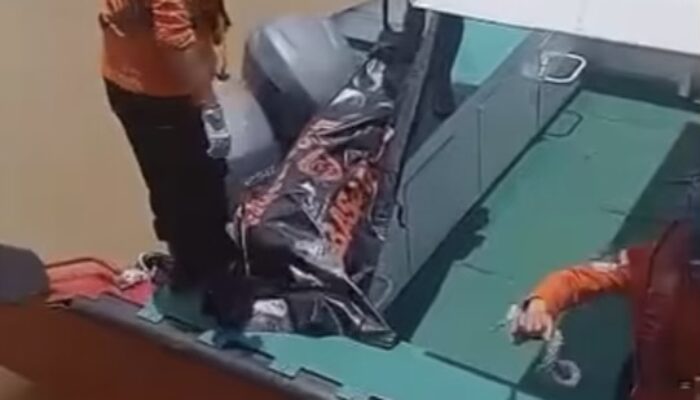 Mayat Mengapung di Sekitar Pelabuhan Pasar Bawang Banjarmasin
