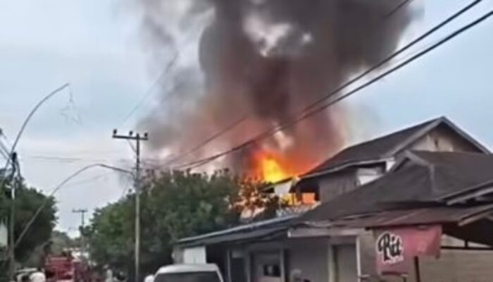 Kebakaran di Barabai Darat Hanguskan 4 Rumah